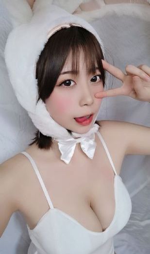 25岁的女高学生无删樱花